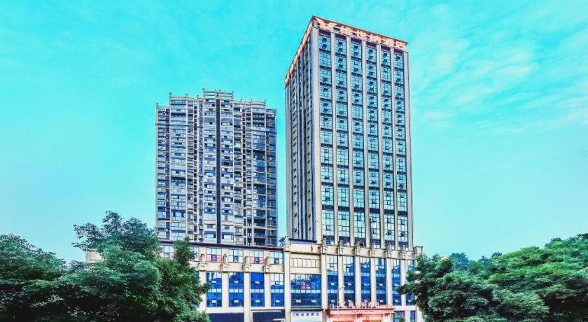 Vienna Hotel Sichuan Hejiang Yangtze River Bridge Luzhou Esterno foto