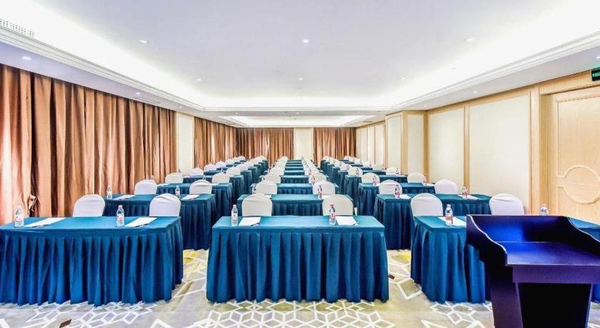 Vienna Hotel Sichuan Hejiang Yangtze River Bridge Luzhou Esterno foto