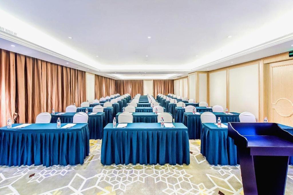 Vienna Hotel Sichuan Hejiang Yangtze River Bridge Luzhou Esterno foto