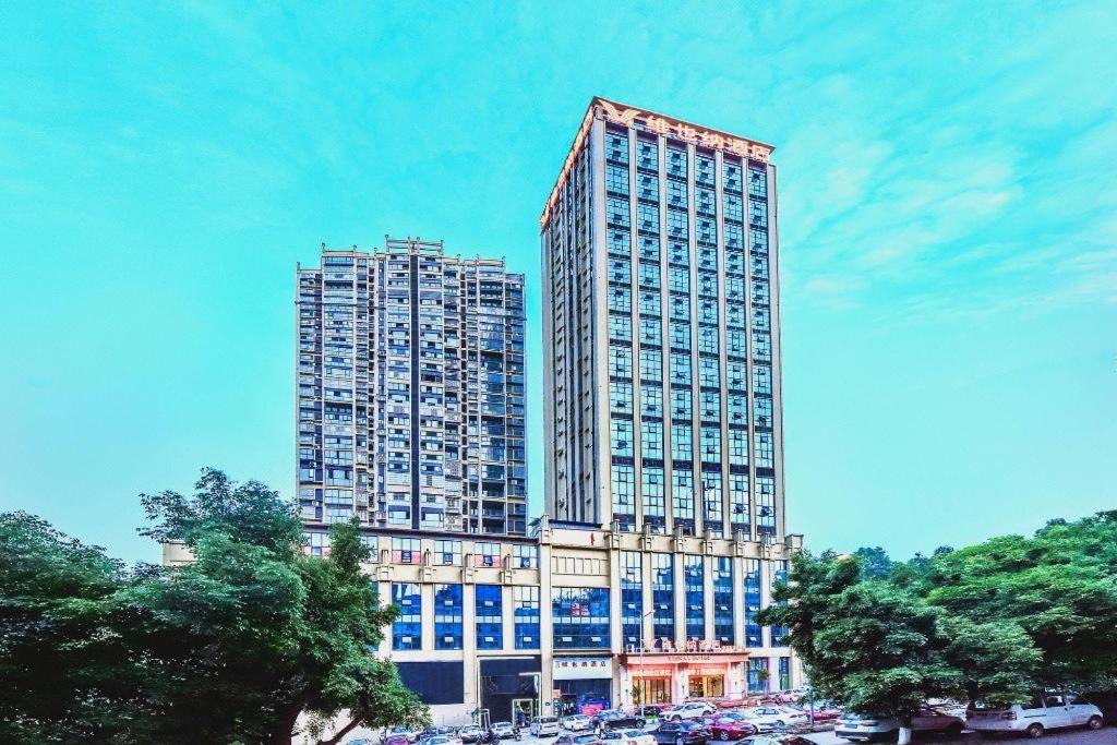 Vienna Hotel Sichuan Hejiang Yangtze River Bridge Luzhou Esterno foto